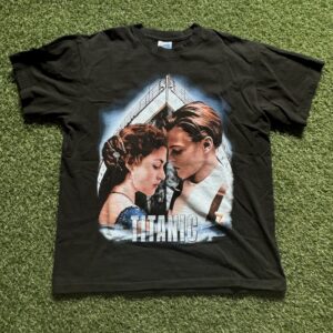 Titanic / 2010's / XL